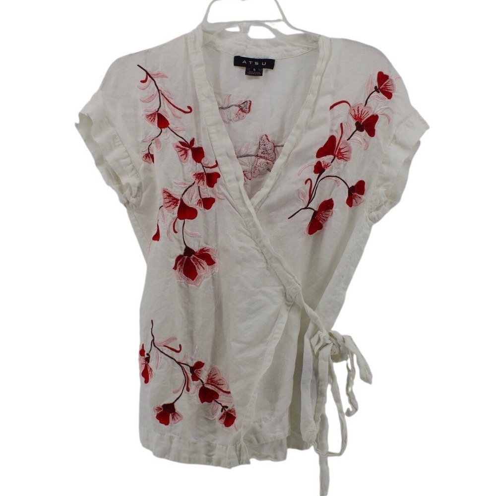 ATSU Anthropologie Top Linen Small White Floral Embroidered Coastal Luxuary Boho